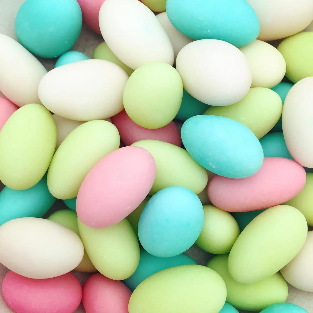 Italo French Almonds Almendra Francesa Colored Candy Coated Nut Treats 135g