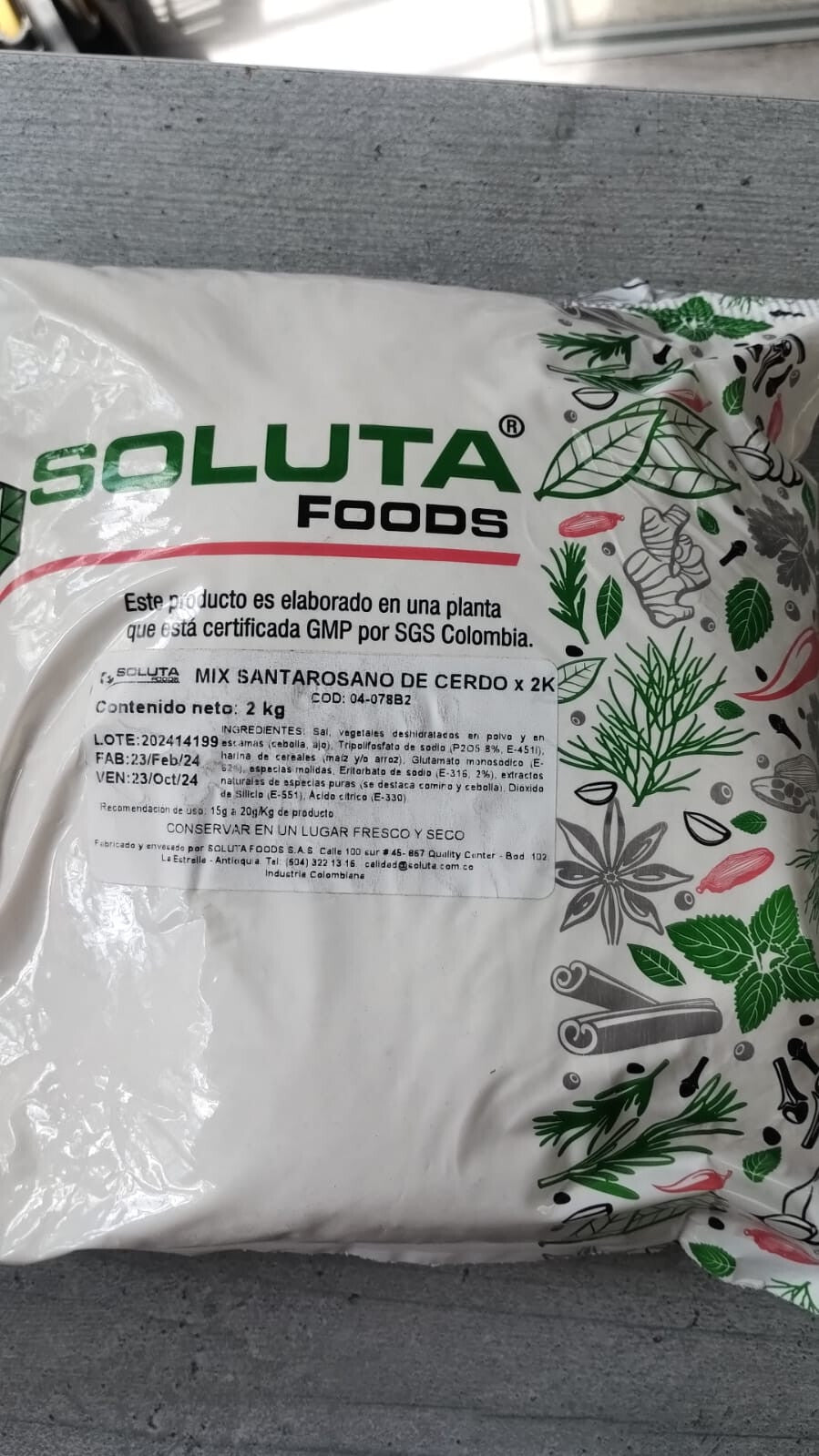 Chorizo Santarosano Pork Seasoning Mix Condimento Cerdo Soluta - 4.4 lb (2kg)
